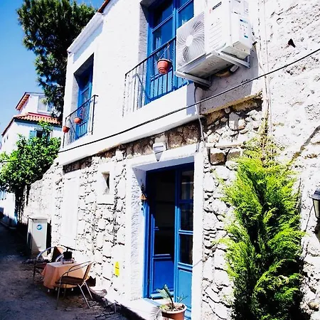 Avlulu Konak Ξενοδοχείο *