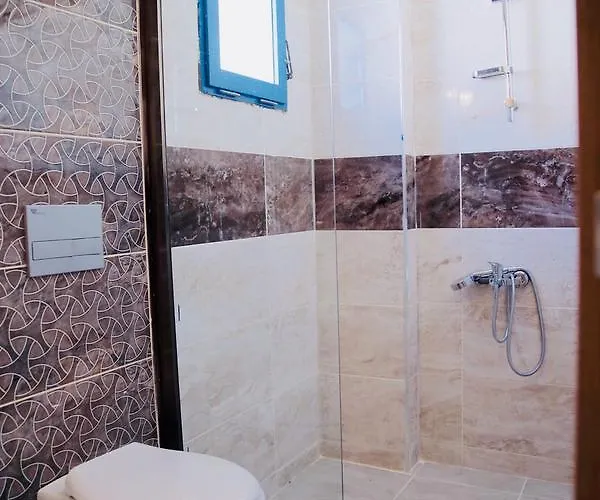 Avlulu Konak Hotel *