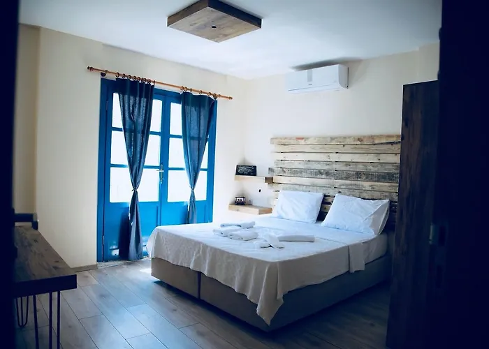 Avlulu Konak Alacati